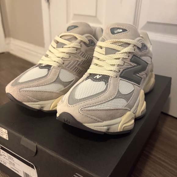 New balance 9060 sea salt - Picture 3 of 3